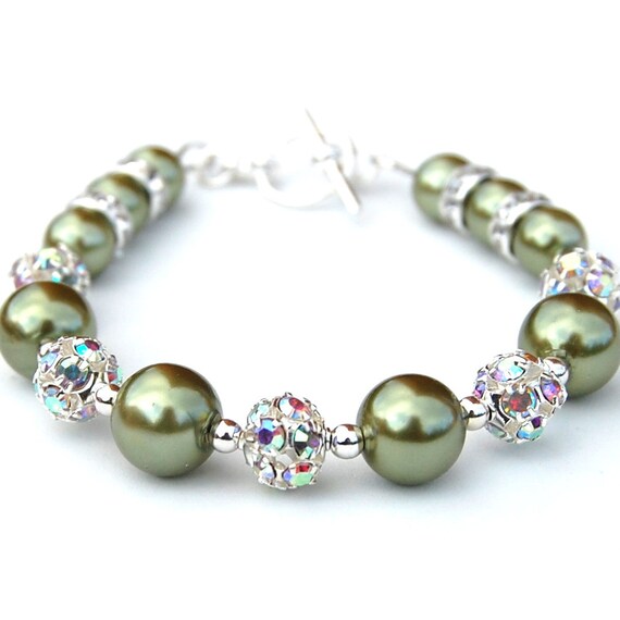 Items similar to Olive Green Pearl Bracelet, Green Bridesmaid Jewelry