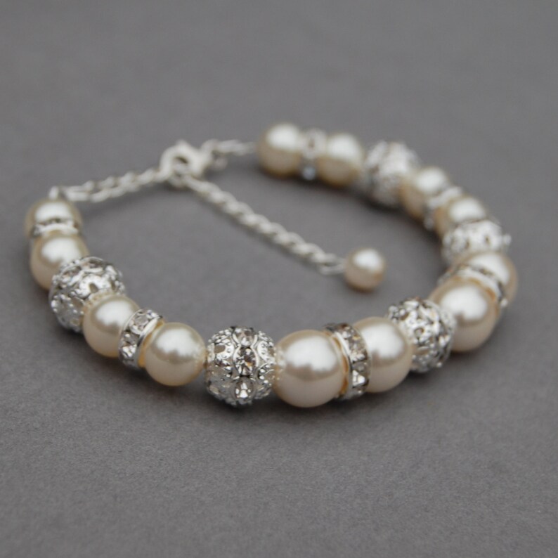 Brides Bracelet Ivory Pearl Bracelet Wedding Day Jewelry Etsy