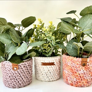 Plant Cozy Mother&#39;s Day Gift Teacher Appreciation Desk Decor Candle Cozy Friend Gift Faux Plant Crochet Cozy Cover Best Mom Handmade Gift