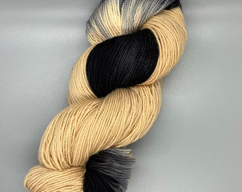 Hand dyed Assigned Pooling Yarn Cheetah Colorway Tan Black Superwash Merino 80/20 Nylon Fingering