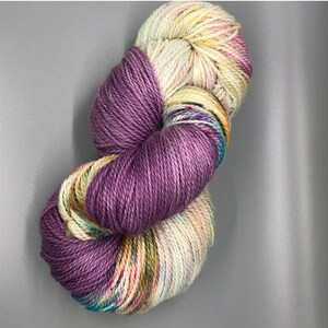 Hand dyed Assigned Pooling Yarn Lotus Flower Garden Colorway Fingering Superwash Merino 80/20 Nylon