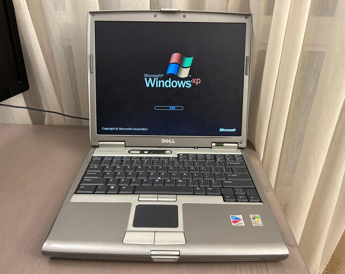 Retro Laptop Dell Latitude D610 Pentium Centrino Windows XP Vintage ...