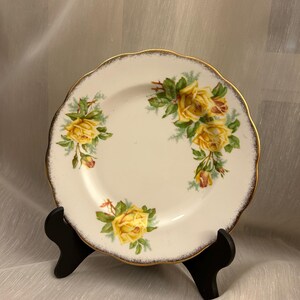Royal Albert TEA ROSE Yellow Bone China Plate No. 839056 Antique