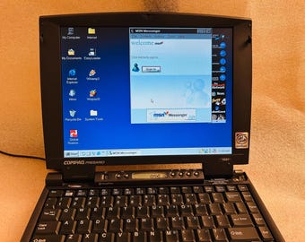 Vintage Compaq Presario Windows 98 Pentium MMX Retro Laptop