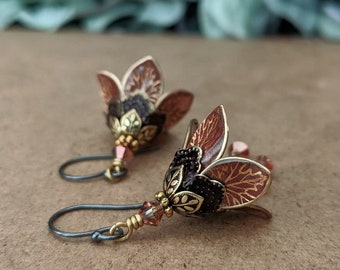 Leaf Dangle Earrings, Autumn Dangle Earrings, Fall Dangle Earrings, Brass Dangle Earrings, Crystal Drop Earrings, Copper Lilly Earrings