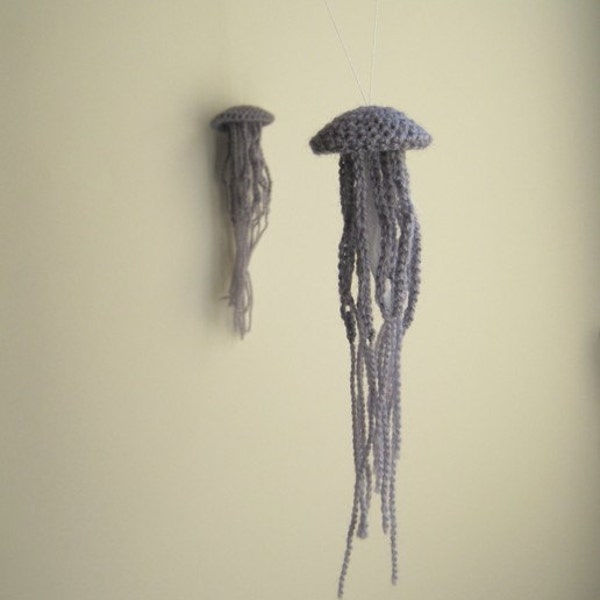 Extra Small Moon Jellyfish in Silver Grey Silk and Wool