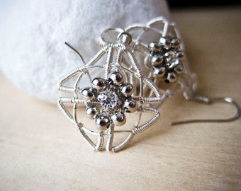 Wire Jewelry Tutorial - Celtic Knot Earrings, DCHMT012