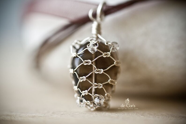 Wire Jewelry Tutorial Knot the Net Pendant, Wired Chinese Knot, DCH013