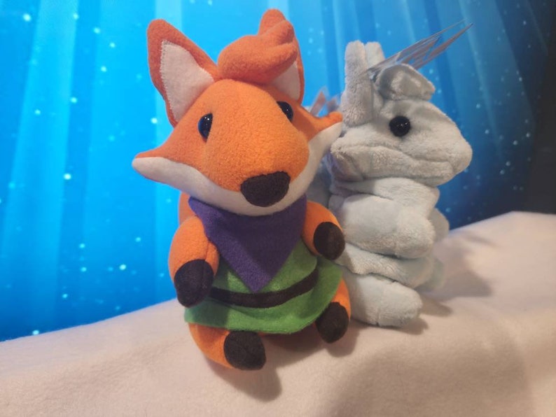 Tunic Plush Pair Ruin Seeker Fox and Ghost 11 inches image 3