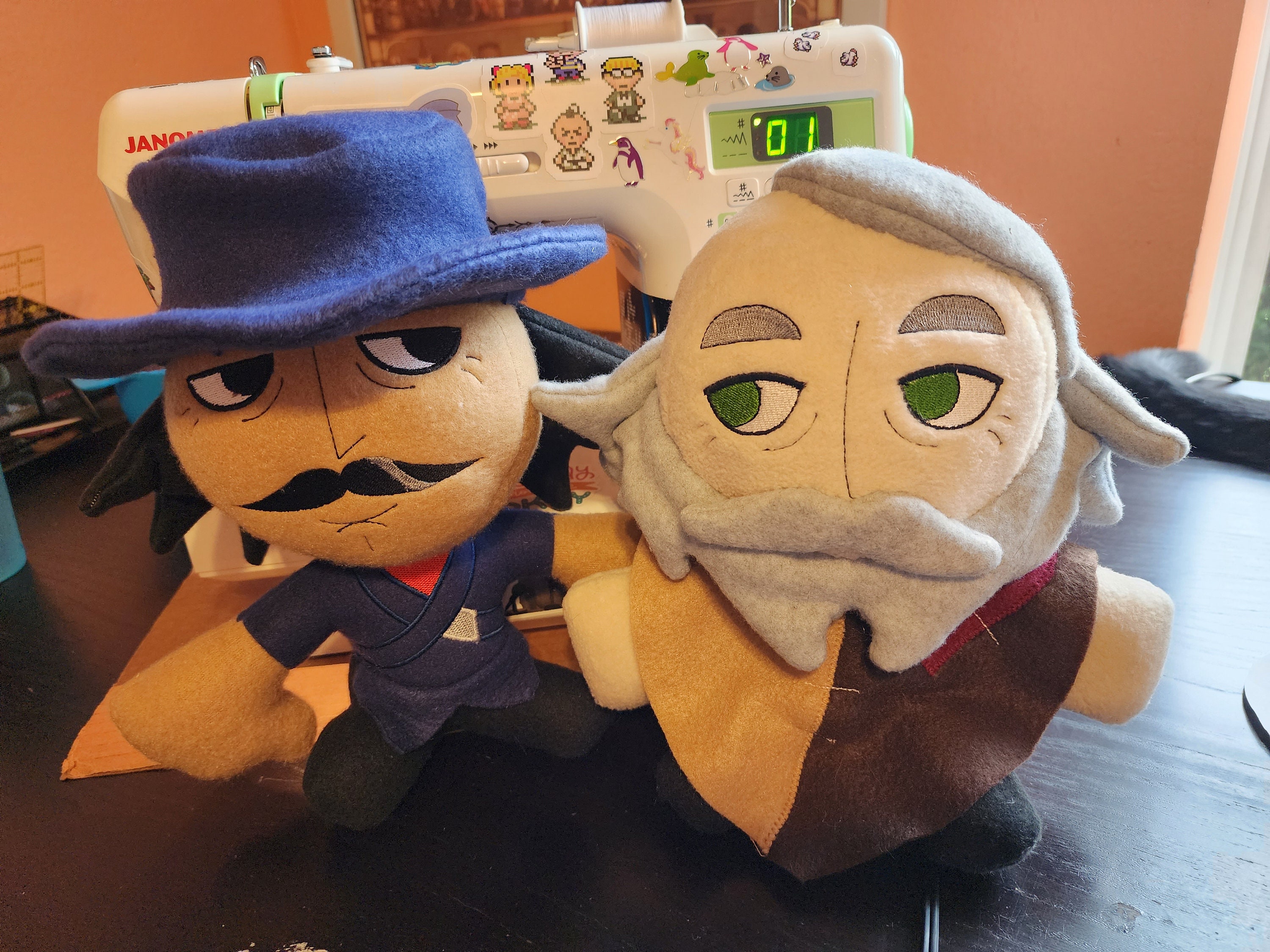 アレックス - リサ：無意味なぬいぐるみ - 10インチ - Etsy 日本