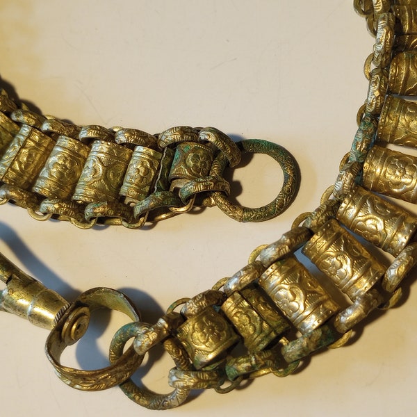 antique chain very long brass chain, CIVIL WAR ERA light verdigris chased and hammered design, book chain 20"