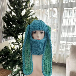 Cagoule de lapin tricotée à la main : bonnet avec oreilles d&#39;animal Rave Festival