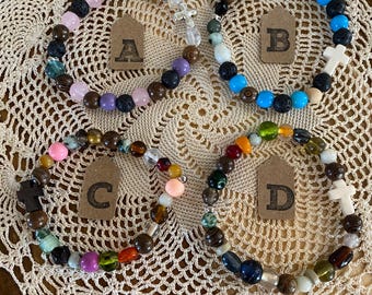 6A-6D The Messy Bracelet*Hand Beaded*Life is Kinda Messy*The Cross has the Final Word*Religious*Reminder*God is in Control*Inspirational