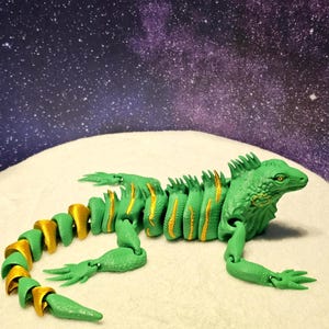 Articulated Iguana Figurine: 3D Printed Reptile Model