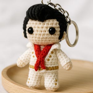 Custom Crochet Singer Keychain, Personalized Amigurumi Celebrity Doll, Handmade Musician Gift, Crochet Keychain from Photo