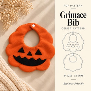 Puede incluir: Un babero de tela naranja con borde festoneado y una cara de calabaza de fieltro negro con dos ojos triangulares y una boca dentada. El babero tiene un cierre de presión blanco. Texto: PDF PATTERN Grimace Bib CERISA PATTERN 0-12M 12-36M.