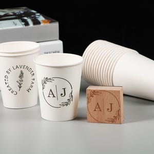 Rubberen stempel voor kartonnen bekers, rubberen stempel voor aangepaste papieren bekers, naamstempel, aangepaste verpakking, stempel voor inkt, boekstempel, bedrijfsstempel, papieren stempel.