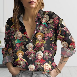レトロなゴールデンガールズの花柄リネン風シャツ、ヴィンテージのファニーレディトップ、ブラックの花柄ブラウスシャツ、ファンのテレビ番組ボタンダウン