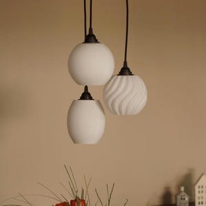 Moderne Designer Hängelampe / Deckenlampe / Pendelleuchte / Polyeder Lampe / 3D Druck / Designerlampe Stratum / Lampenschirm immagine 3