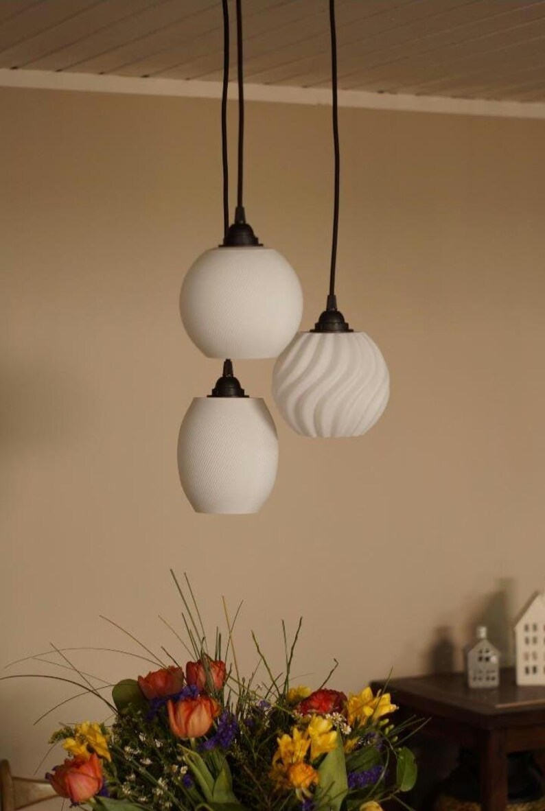 Moderne Designer Hängelampe / Deckenlampe / Pendelleuchte / Polyeder Lampe / 3D Druck / Designerlampe Stratum / Lampenschirm immagine 3