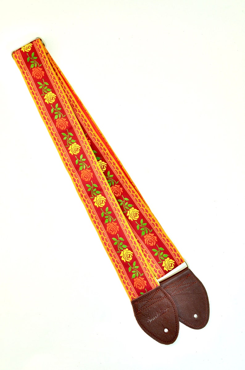 Souldier 'Tuscan Rose' Seatbelt Guitar Strap image 3