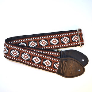 Souldier &#39;Pillar&#39; Vintage Seatbelt Guitar Strap in Brown