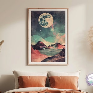 Peut inclure: Une impression d'art numérique représentant une grande pleine lune dans un ciel nocturne étoilé au-dessus d'un paysage de montagnes colorées et d'un lac. Les couleurs sont douces et l'effet général est rêveur et éthéré.