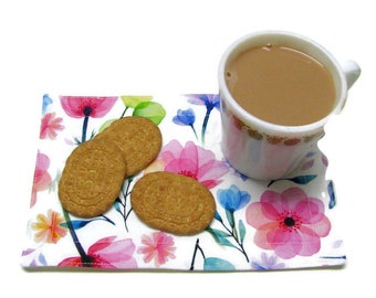 MUG RUG, Snack Mat, Padded and Quilted, Premium Quality cotton, Ideal Small Gift, Petals in the Wind