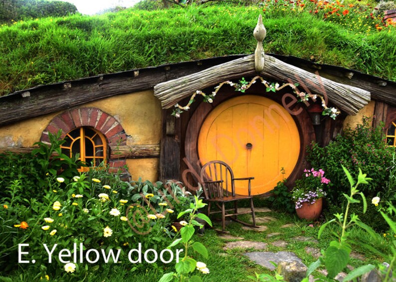 Hobbit houses, Hobbiton movie set, The Hobbit, Lord of the Rings, movie set photos, hobbit wall art, hobbit decor, wall art, hobbit gifts image 4