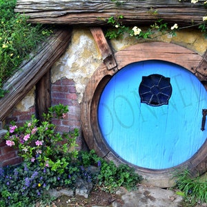 Hobbit houses, Hobbiton movie set, The Hobbit, Lord of the Rings, movie set photos, hobbit wall art, hobbit decor, wall art, hobbit gifts image 5