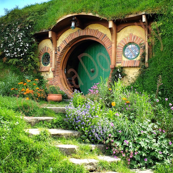 Hobbit house, Hobbiton movie set,  The Hobbit, Lord of the Rings, movie set photos, hobbit wall art, hobbit decor, wall art, hobbit gifts