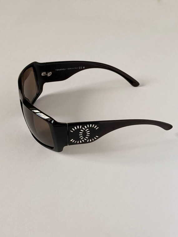 2000s Chanel 6021-B Dark Brown Rectangle Sunglasses Y2K  display picture 3