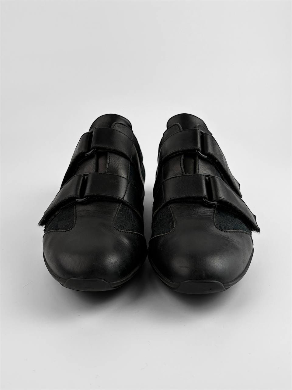 靴 00s archive GUCCI by Tom Ford shoes 2000s Gucci Tom Ford Era Women's Black GG Canvas Leather Hook