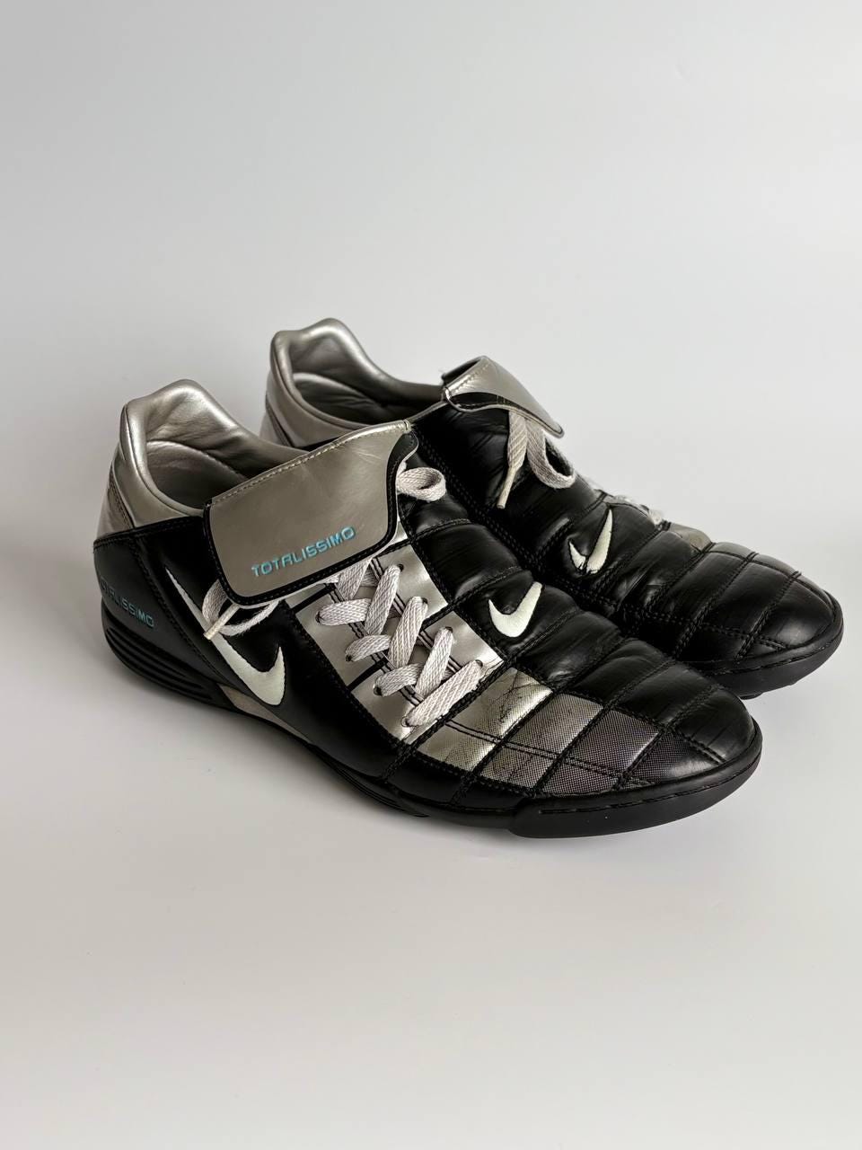 Rare Nike Total 90 Totalissimo TF Soccer Cleats | Black / Silver