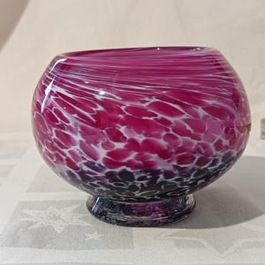 Pink and Purple Mottle Swirl Hand Blown Decorative Art Glass Bowl