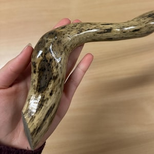 Speckled Hazel Walking Stick with Twisted Top – 95cm