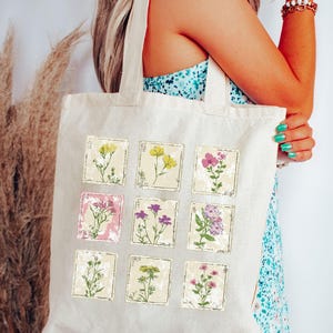 Pressed Flowers Tote Bag, Vintage Wildflowers Tote Bag, Aesthetic Wildflower Tote Bag, Floral Tote Bag, Floral Tote Bag, Gift For Her