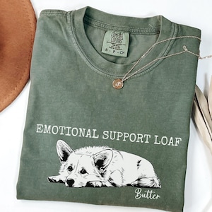 Comfort Colors Corgi Dog Shirt, Personalised Corgi Mama shirt, Dog Lover Shirt, Corgi Mom Shirt, Gift for Corgi Parent, Therapy Dog tee