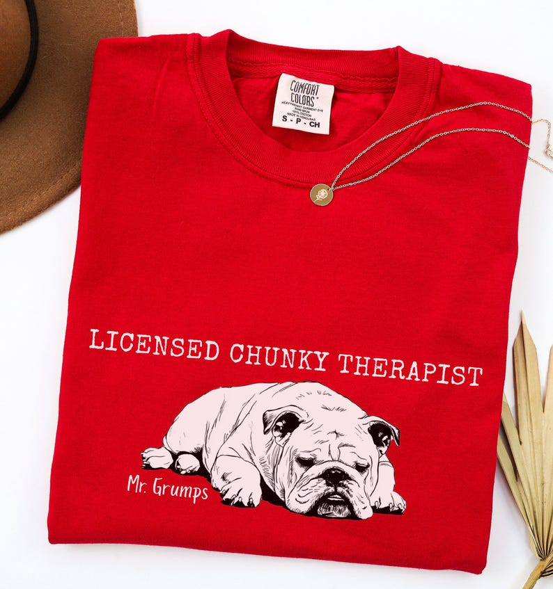 Custom English Bulldog Shirt, Personalise Name Dog Mom Shirt, English Bulldog Dad Shirt, Bulldog Lover Gift, Bulldog Mom Dad Tee image 2
