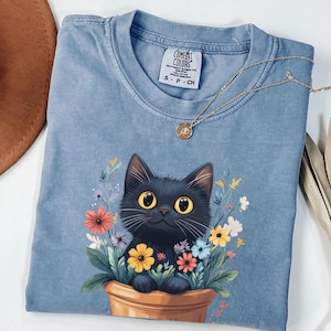 Comfort Colors Black Cat Floral shirt, Black Cat Mom Tee, Gift for Cat Mom, Animal Lover Gift Tee, Black Cat Shirt, Cottagecore Floral