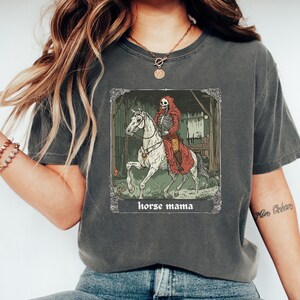 Chemise chevaux western, chemise gothique fille cheval maman, cadeau pour amoureux des chevaux, cadeau femme mignonne, t-shirt fille cheval gothique carte de tarot, chemise amoureux des animaux