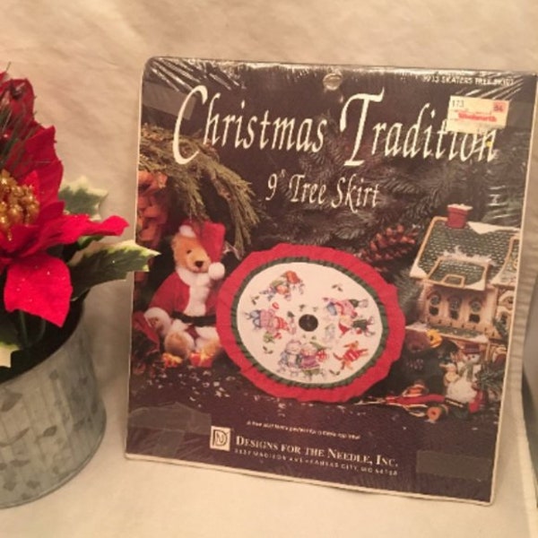 Vintage New Old Stock 1992 Christmas tradition 9" tree skirt Designs for the needle Skaters #1913