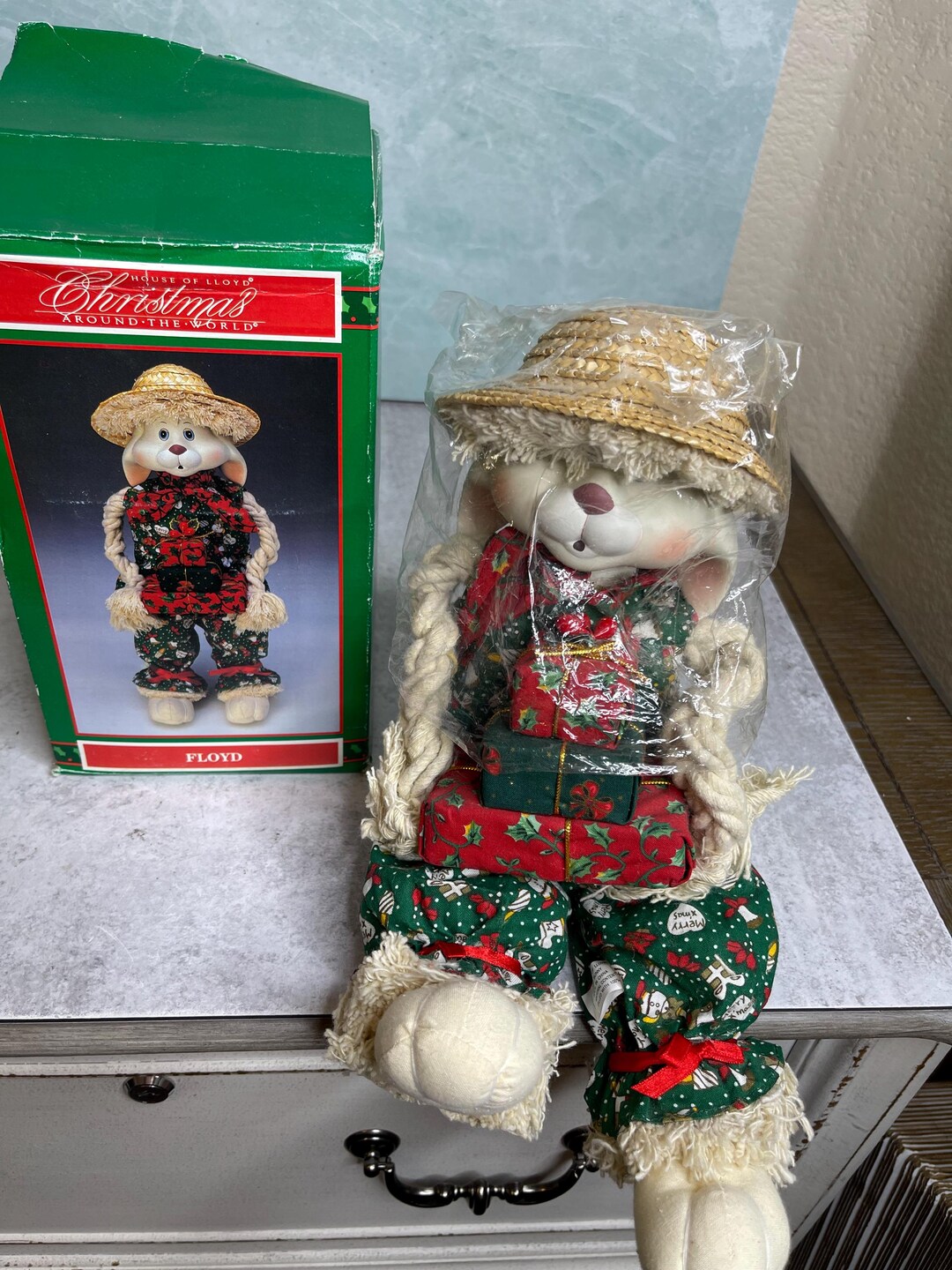 Vintage 90s TL Toys House of Lloyd Christmas Around the World