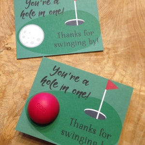 Jij bent een hole-in-one!  Bedankt voor het langskomen!  Golfbedankjes voor babyshower, afdrukbare bedankkaarten voor EOS-lippenbalsem, direct downloaden, groen