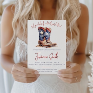 Puede incluir: Invitación a una despedida de soltera con botas de vaquero en acuarela con diseño patriótico. La invitación incluye el texto "Kick your heels off and pull your boots on!" y detalles del evento, incluido el nombre Jasmine Smith.