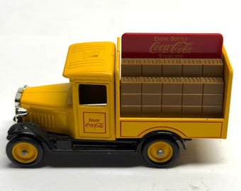 Vintage Lledo Die-cast Metal Coca-cola Yellow Delivery Truck New