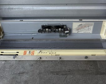 VINTAGE Toyota KS-901 Punched Card Knitting Machine Made in Japan UNTESTED
