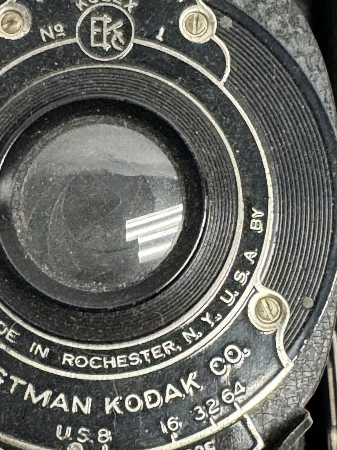 Kodak Eastman: Folding Rainbow Hawk-Eye Special No.2A Price Guide: estimate a camera value