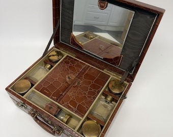 VINTAGE Saks Fifth Avenue NY Alligator-Embossed Leather Vanity Case