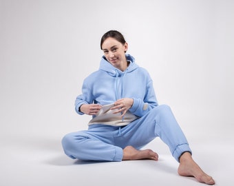 Lounge clothes for breastfeeding Moms Blue Cloud